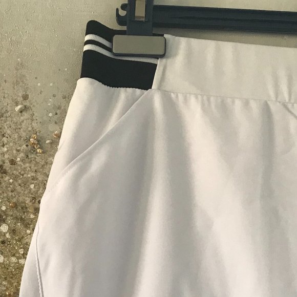 Tee Time White Golf Skort (NWT) - Picture 3 of 8